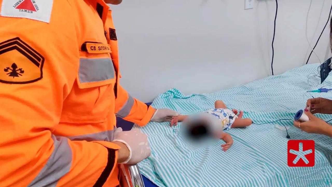 Militares encontraram a mãe em via pública, segurando o bebê e pedindo por socorro