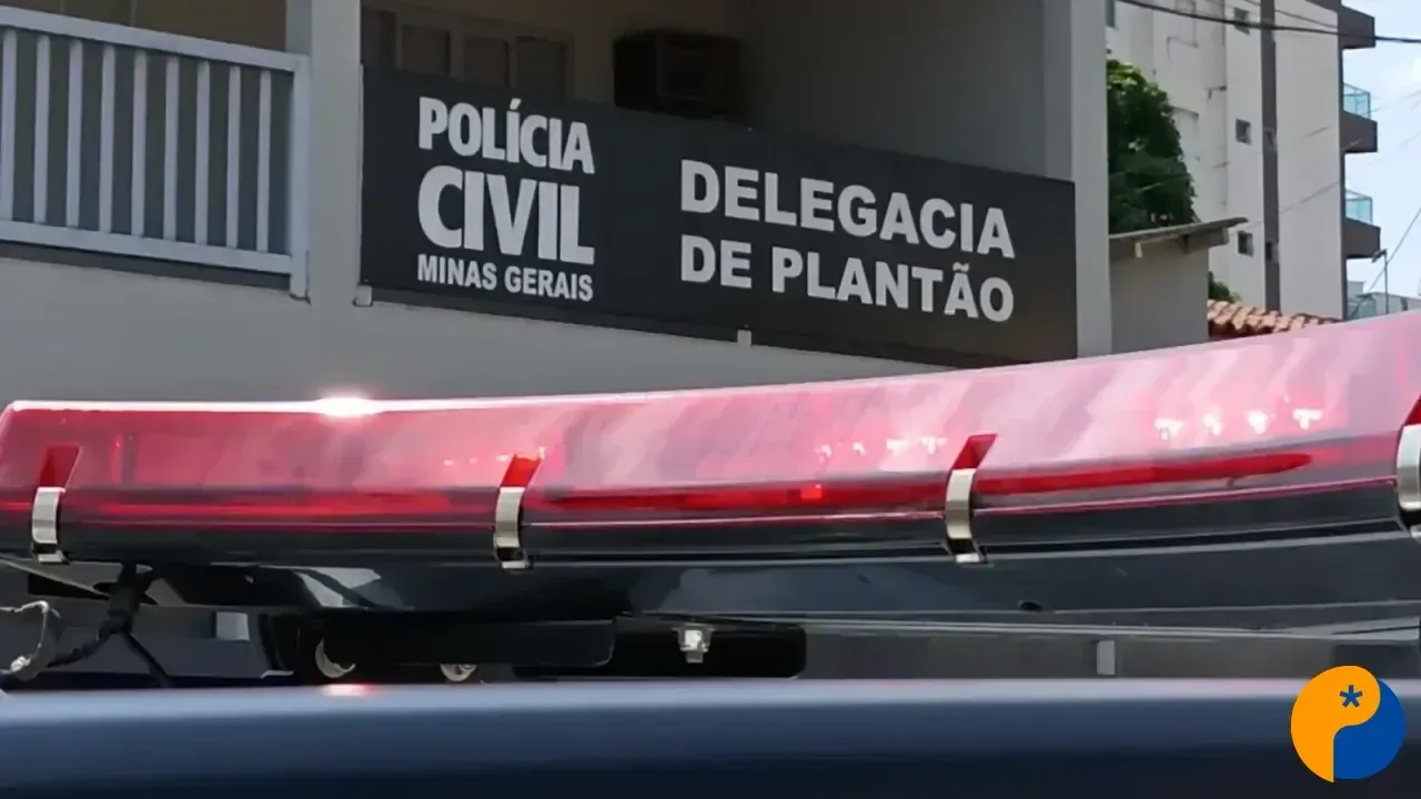 Mãe é presa após filha de 5 anos chegar à escola com marcas de agressão no rosto